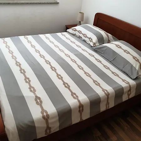Marla Tribunj (Sibenik-Knin)