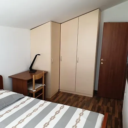 Apartment Marla Tribunj (Sibenik-Knin)