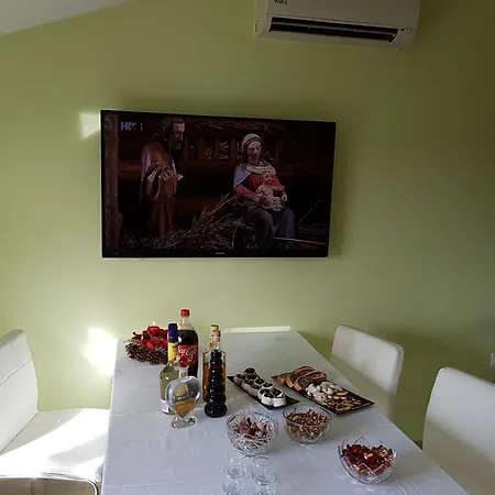 Marla Tribunj (Sibenik-Knin)