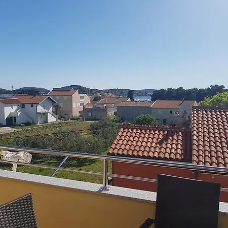 Apartment Marla Tribunj (Sibenik-Knin)